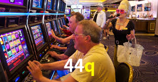 44q casino